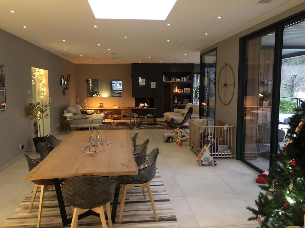 Grande Villa De Luxe Perigueux Ngoại thất bức ảnh